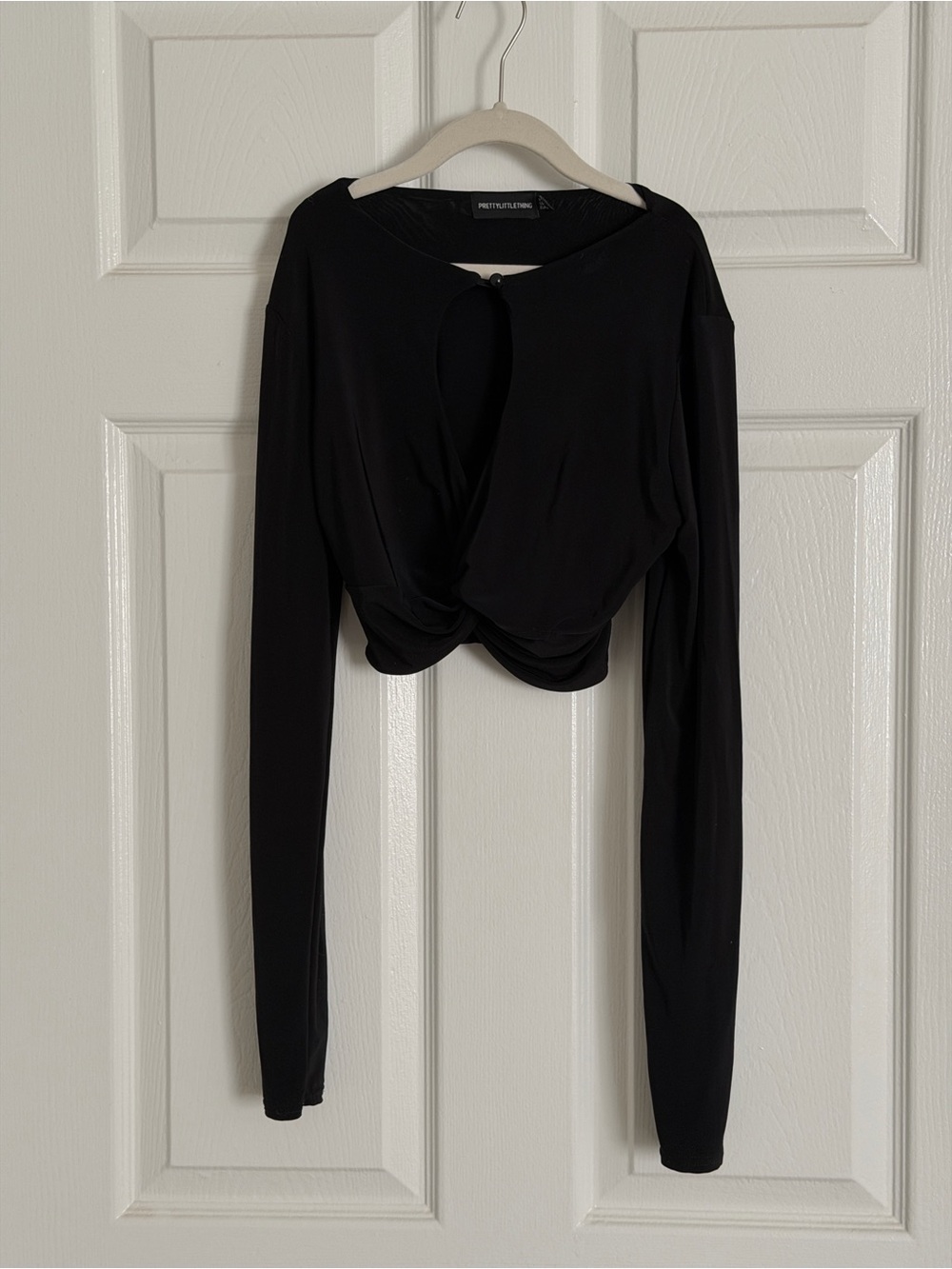 PrettyLittleThing | Long Sleeve Twist Front Crop Top